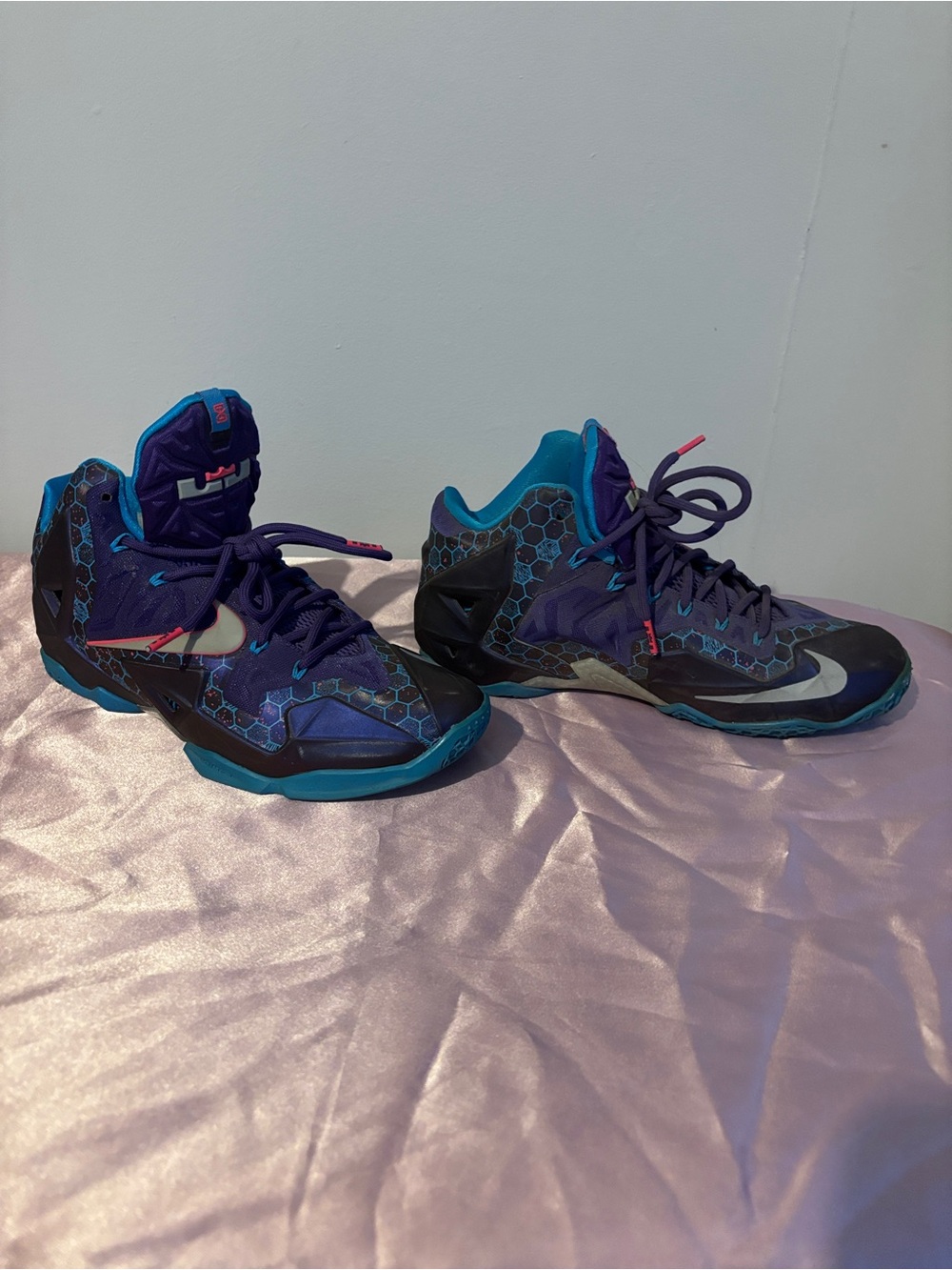 Nike Kids Purple & Teal High-Top Sneakers